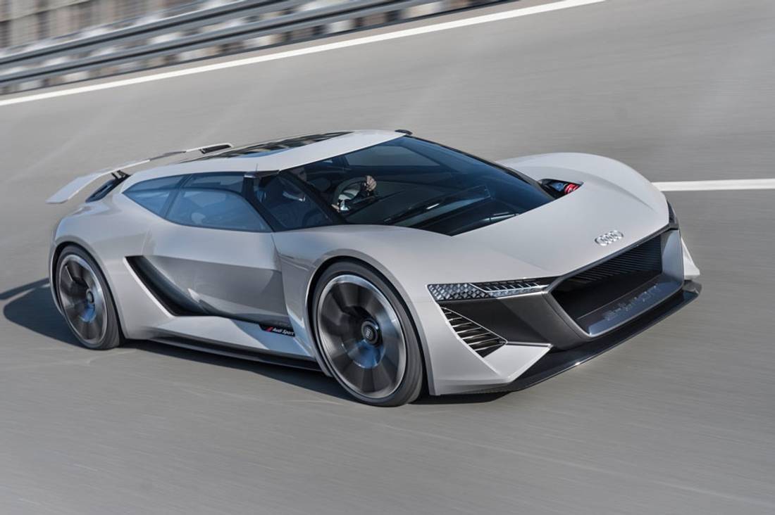 Audi-PB18 e-tron Concept-2018-1600-05