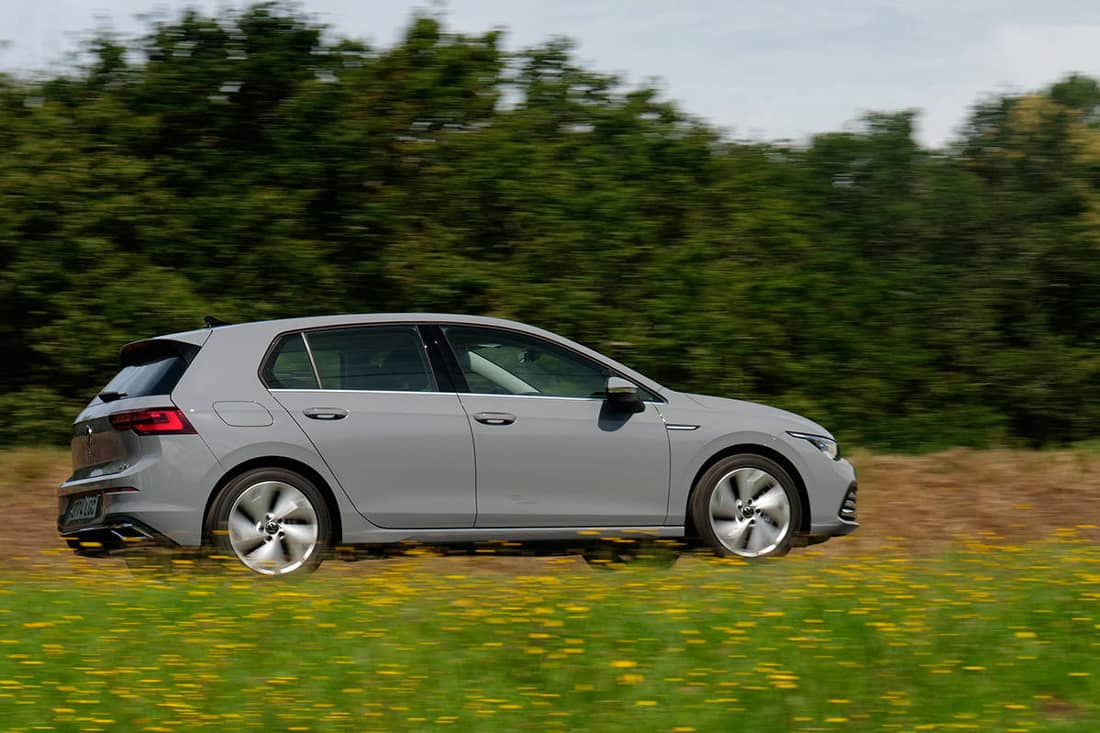 Prueba VW Golf eTSI 2020