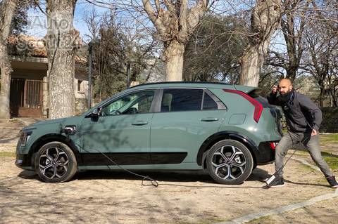 VÍDEO| Prueba del KIA Niro PHEV: Mejorando lo presente