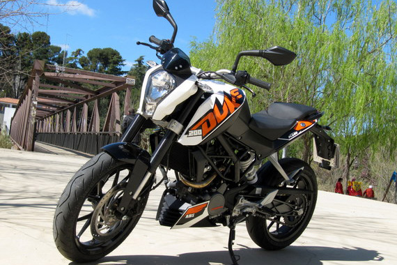 muy discreción enfocar Prueba: KTM Duke 200 - AutoScout24